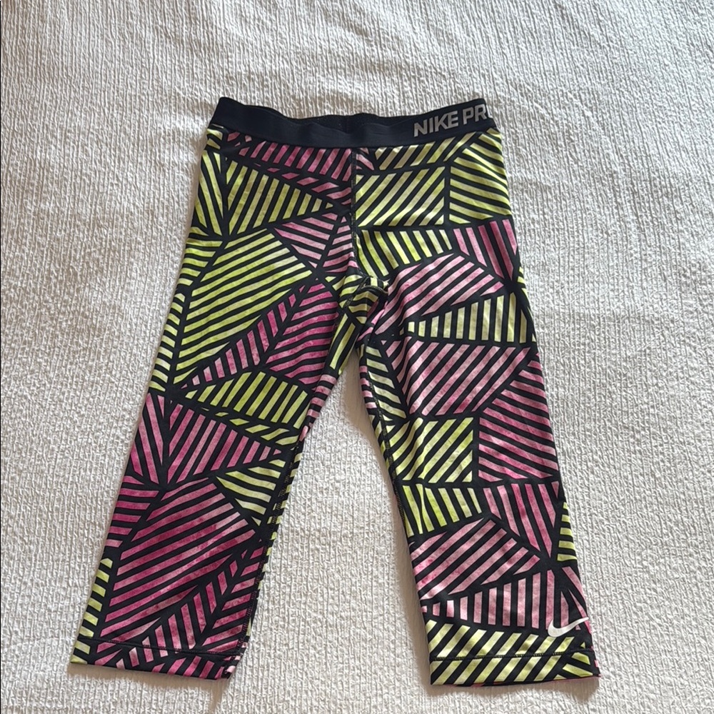 Nike Geometric Patterned Capri Leggings - Pink and Neon Green